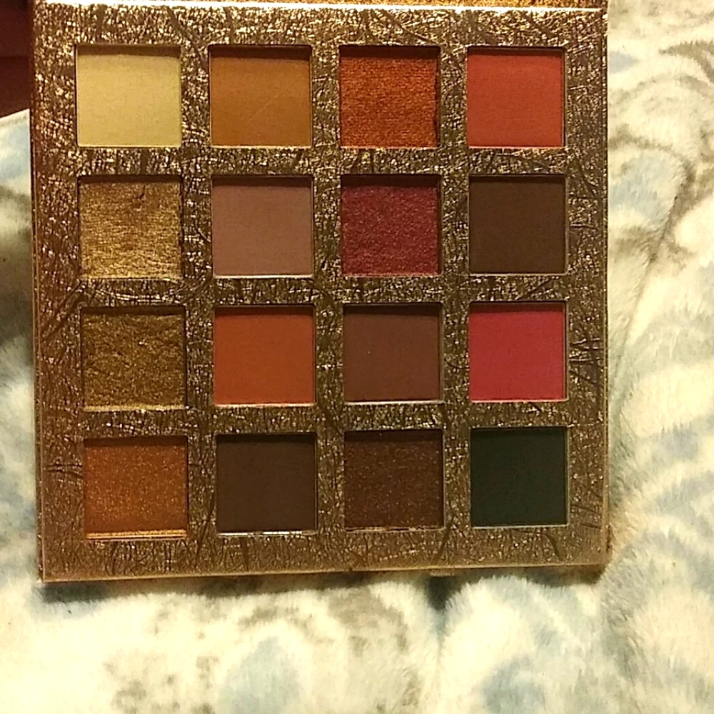 Makeup pallet